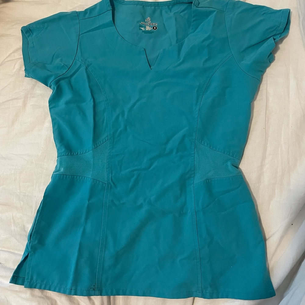 Jockey scrubs